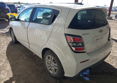 2017 Chevrolet Sonic Lt Auto z USA, uszkodzony, nr VIN 1G1JG6SHXH4173494